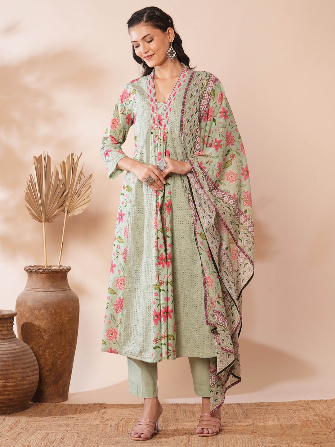 

FASHOR Women Kurta Sets, Green