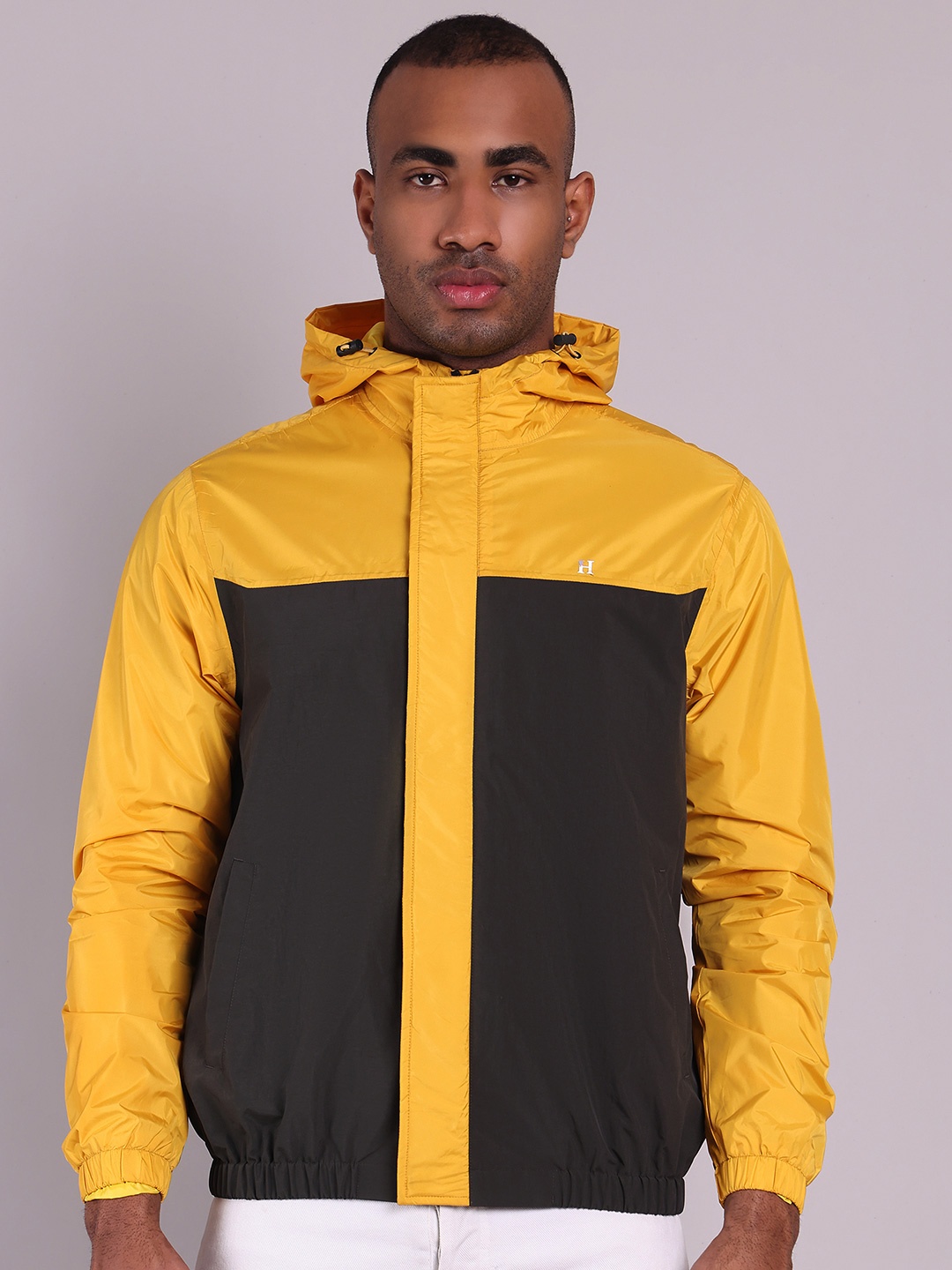 

HOUSE OF VEDAS Men Colourblocked Windcheater and Water Resistant Outdoor Sporty Jacket, Yellow
