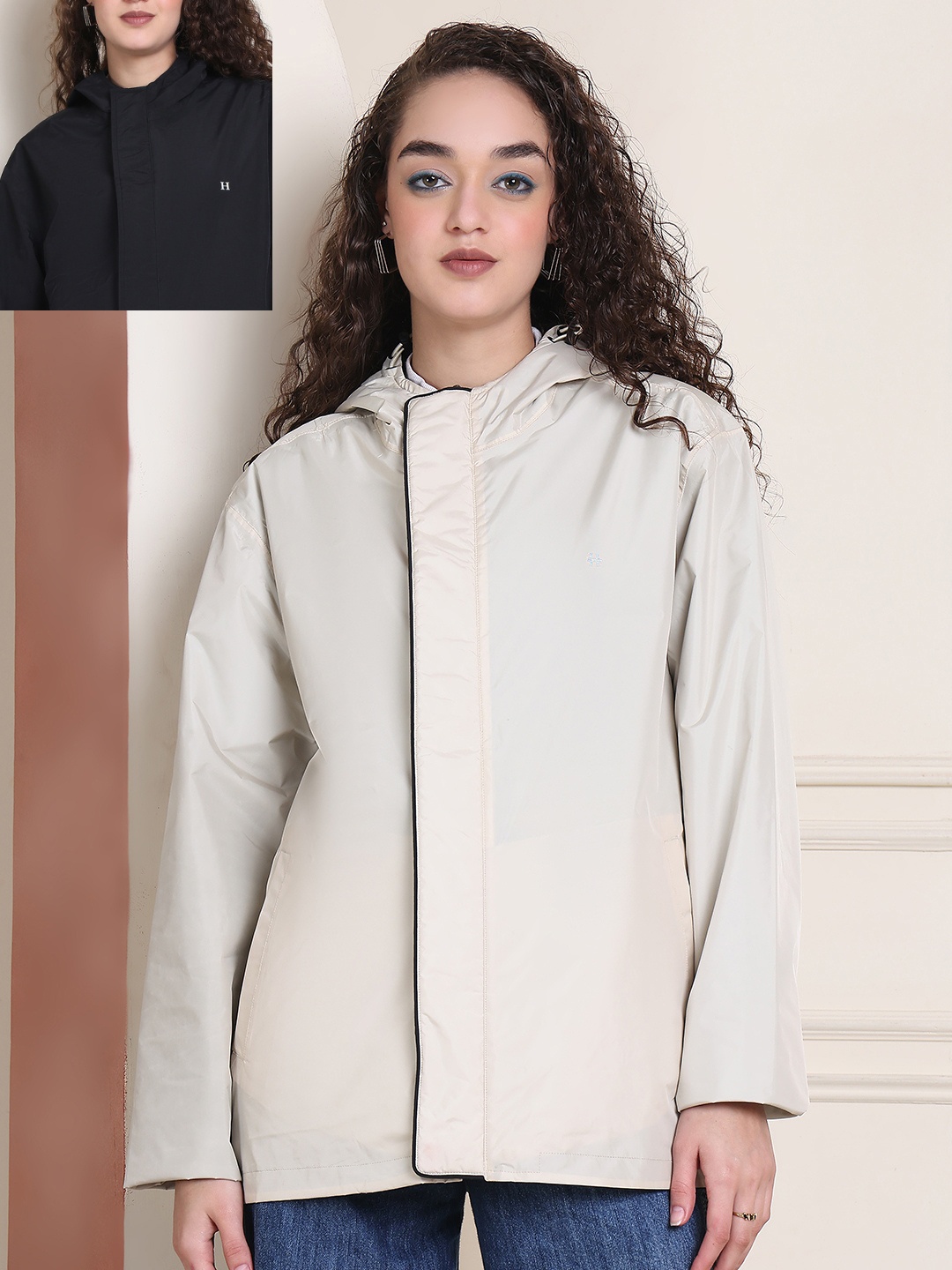

HOUSE OF VEDAS Women Pack Of 2 Hooded Solid Casual Reversible Bomber Jackets, Beige