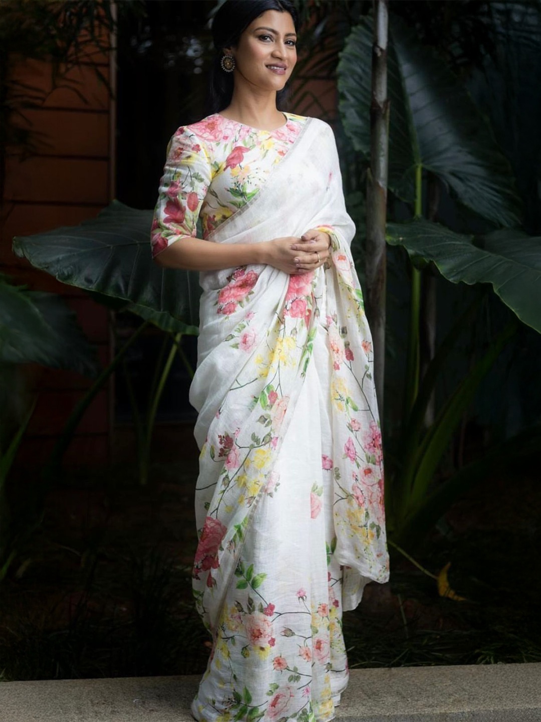 

Iris Floral Pure Cotton Saree, White