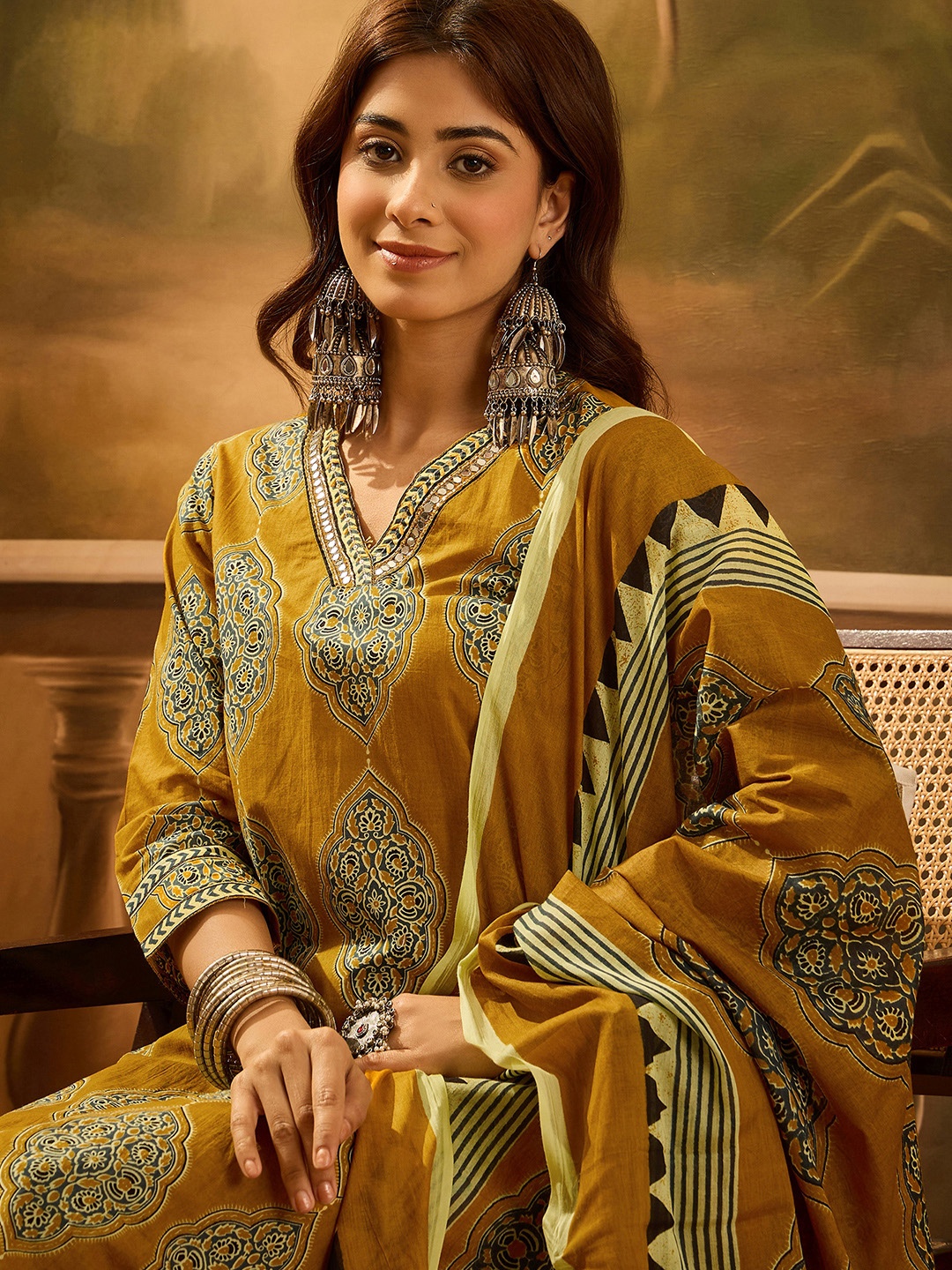 

Sangria Ethnic Motif Printed V-Neck Pure Cotton Straight Kurta With Trouser & Dupatta, Mustard