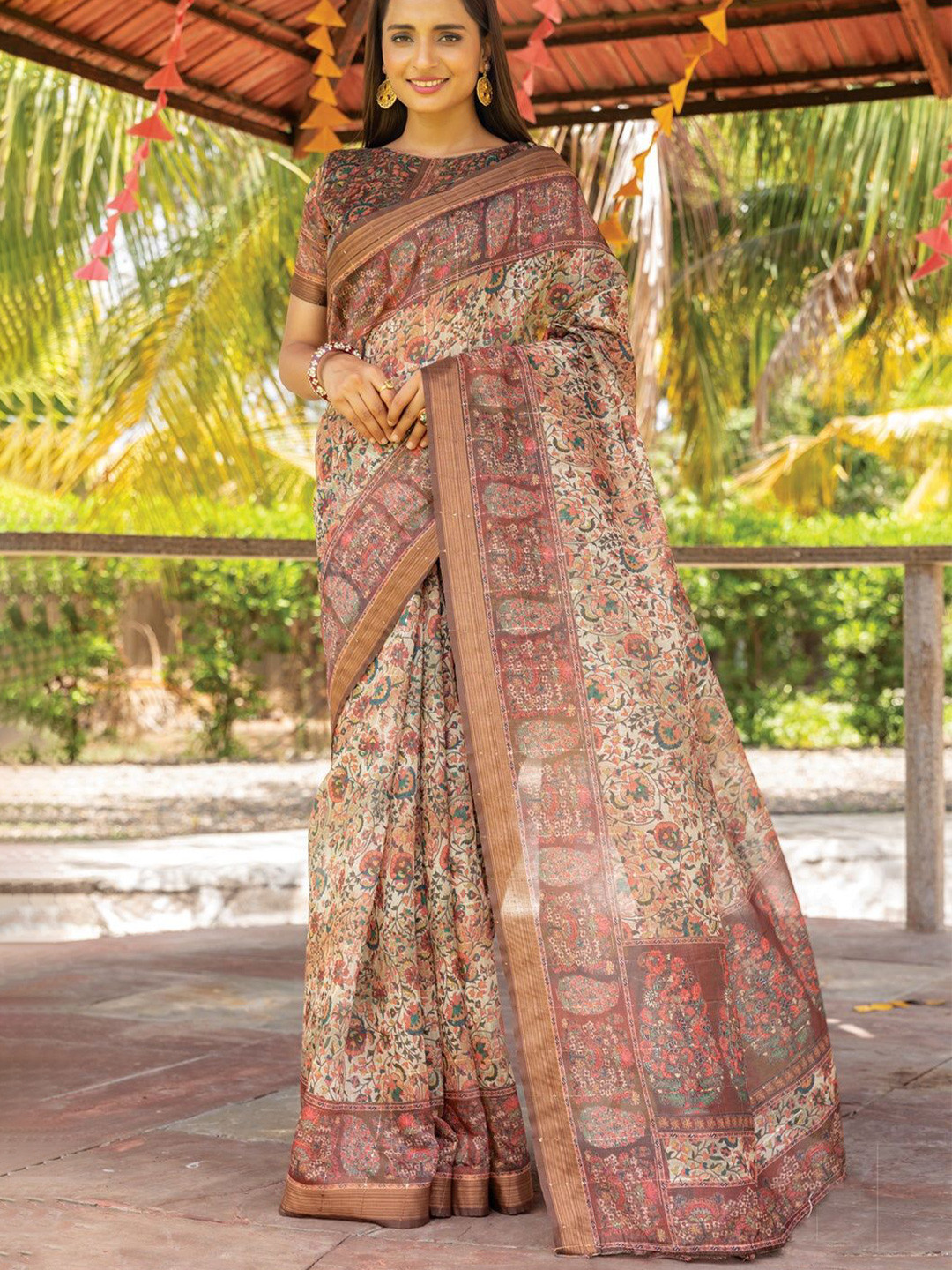 

Iris Floral Pure Cotton Saree, Brown