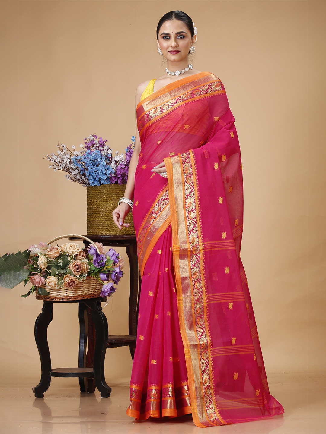 

SLAGHA Woven Design Zari Pure Cotton Taant Saree, Pink