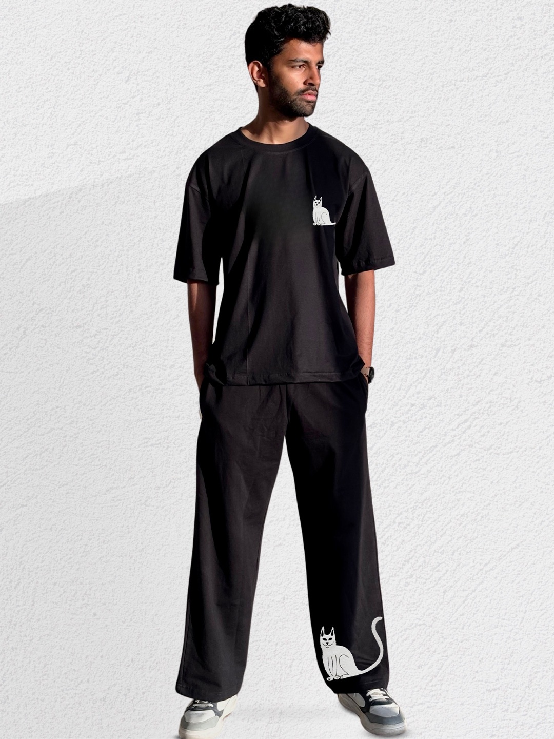 

TheBTclub Printed T-shirt with Trouser Co-ords, Black