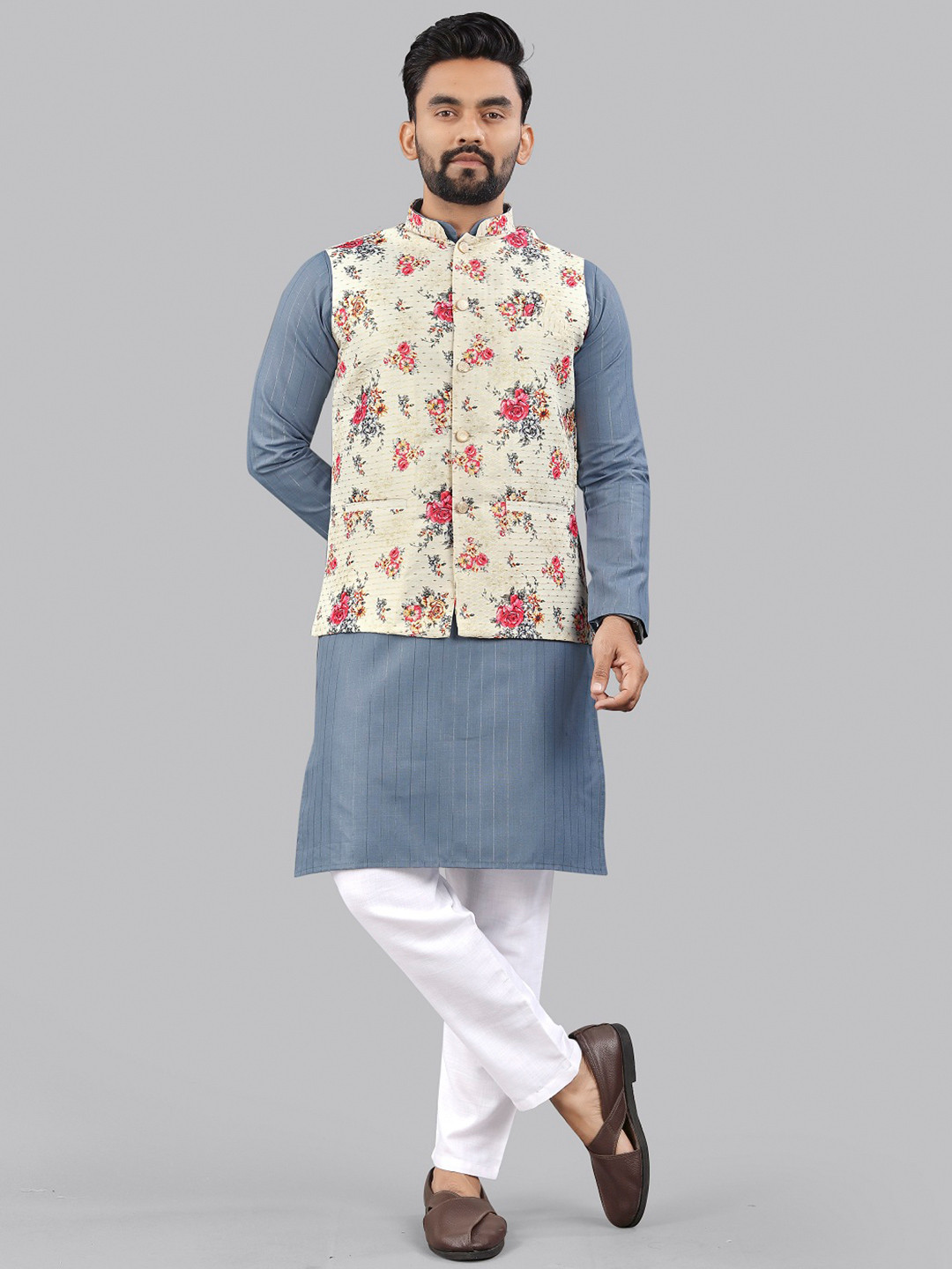 

WELL TEX Men Floral Printed Regular Kurta with Pyjamas, Grey