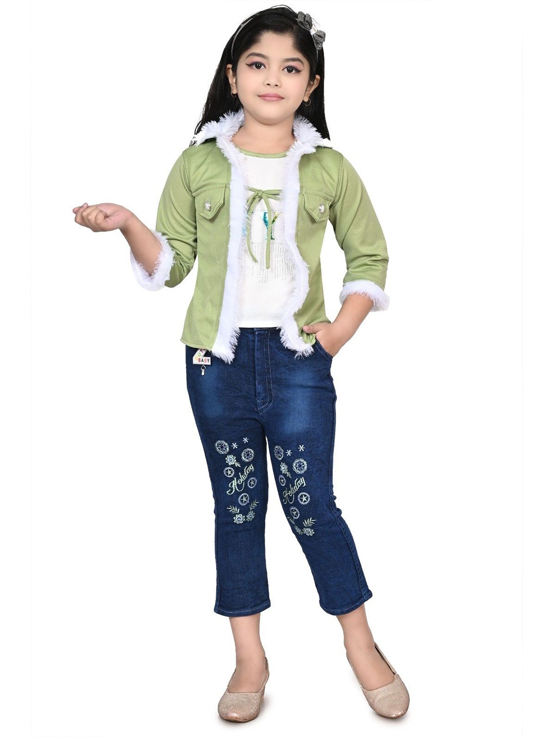 

JIYAN FASHION WORLD Girls Embellished Top With Capris & Jacket, Green