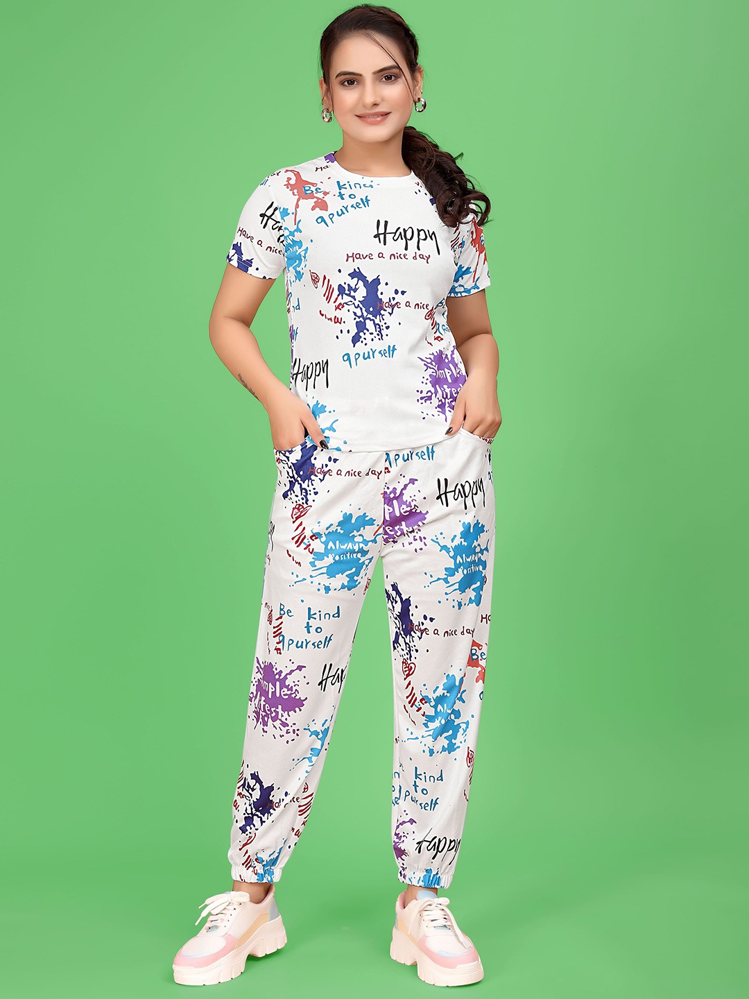 

SAKARMAA Women Typography Mid-Rise T-Shirt With Joggers Track Suit, Blue