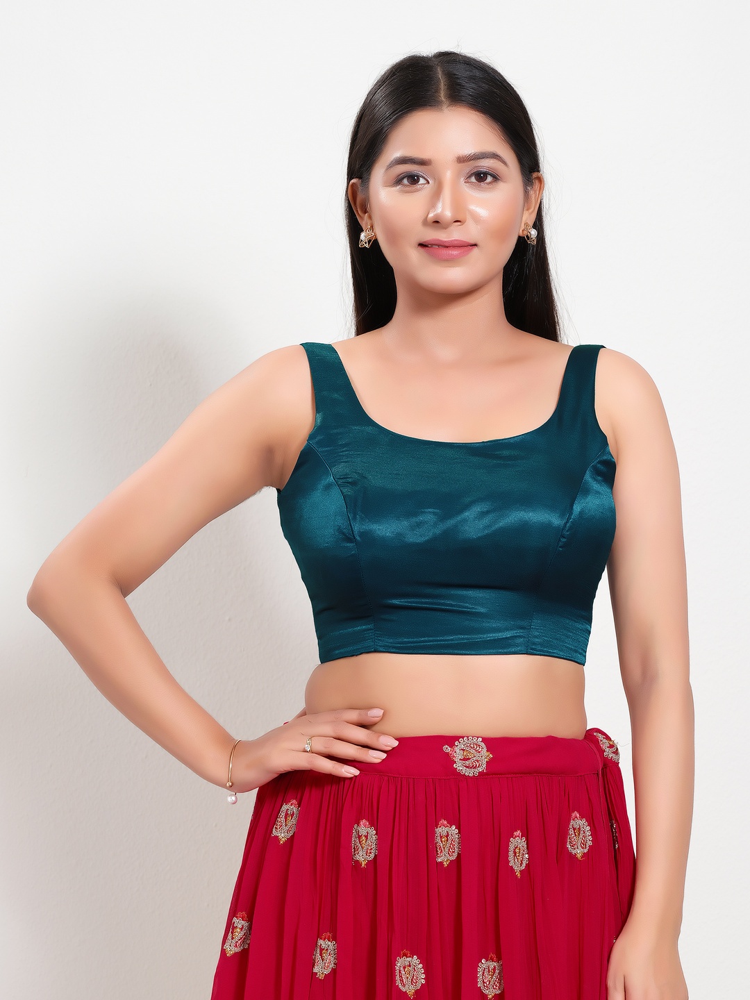 

VAMAS - THE DESIGNER BLOUSES Women Round Neck Padded Saree Blouse, Blue