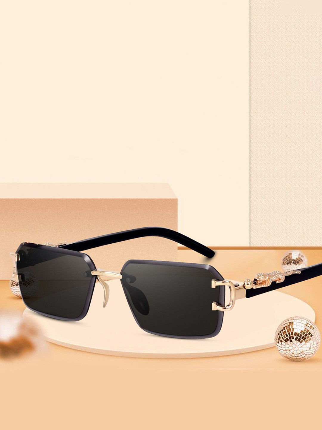 

FUNGLASSES Unisex Rectangle Sunglasses with UV Protected Lens 6200 jagur dndi, Black