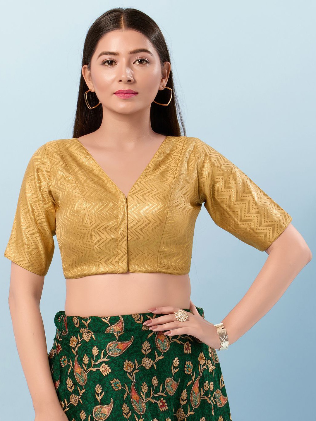 

VAMAS - THE DESIGNER BLOUSES Women V-Neck Padded Saree Blouse, Gold