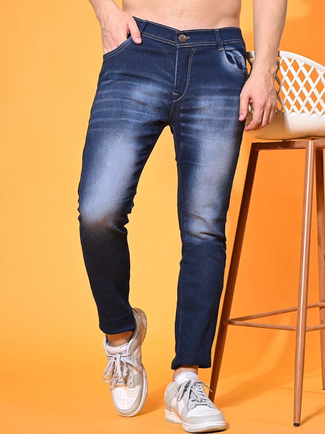 

LINARIA Men Classic Tapered Fit Heavy Fade Jeans, Blue