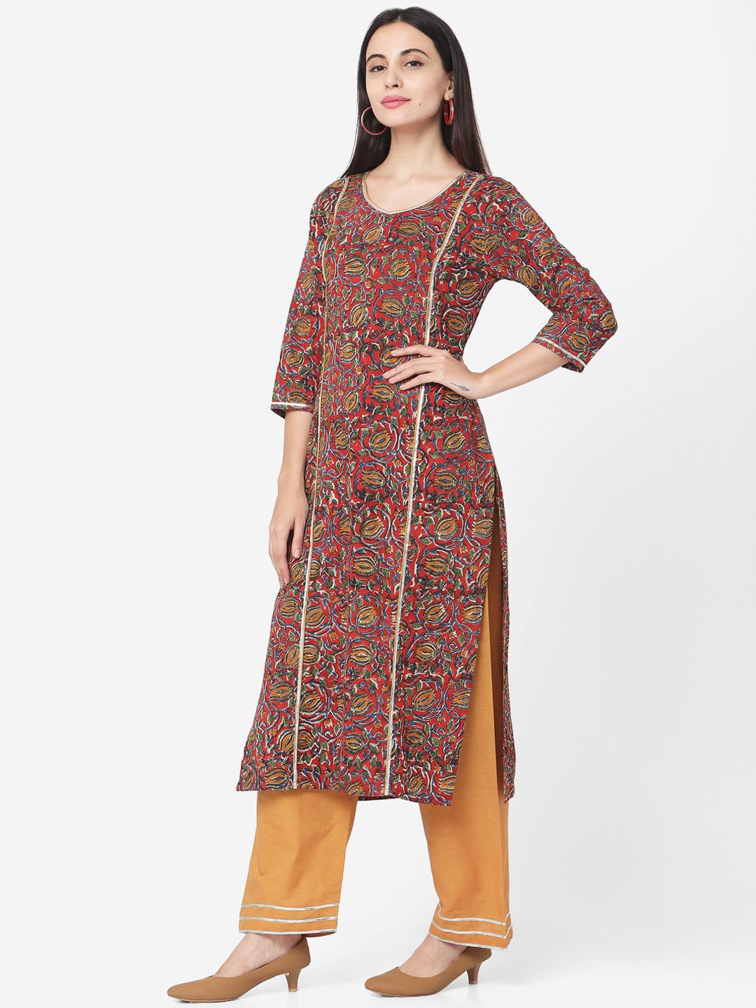 

Fourleaf Floral Printed Round Neck Pure Cotton Straight Kurta With Trousers, Maroon