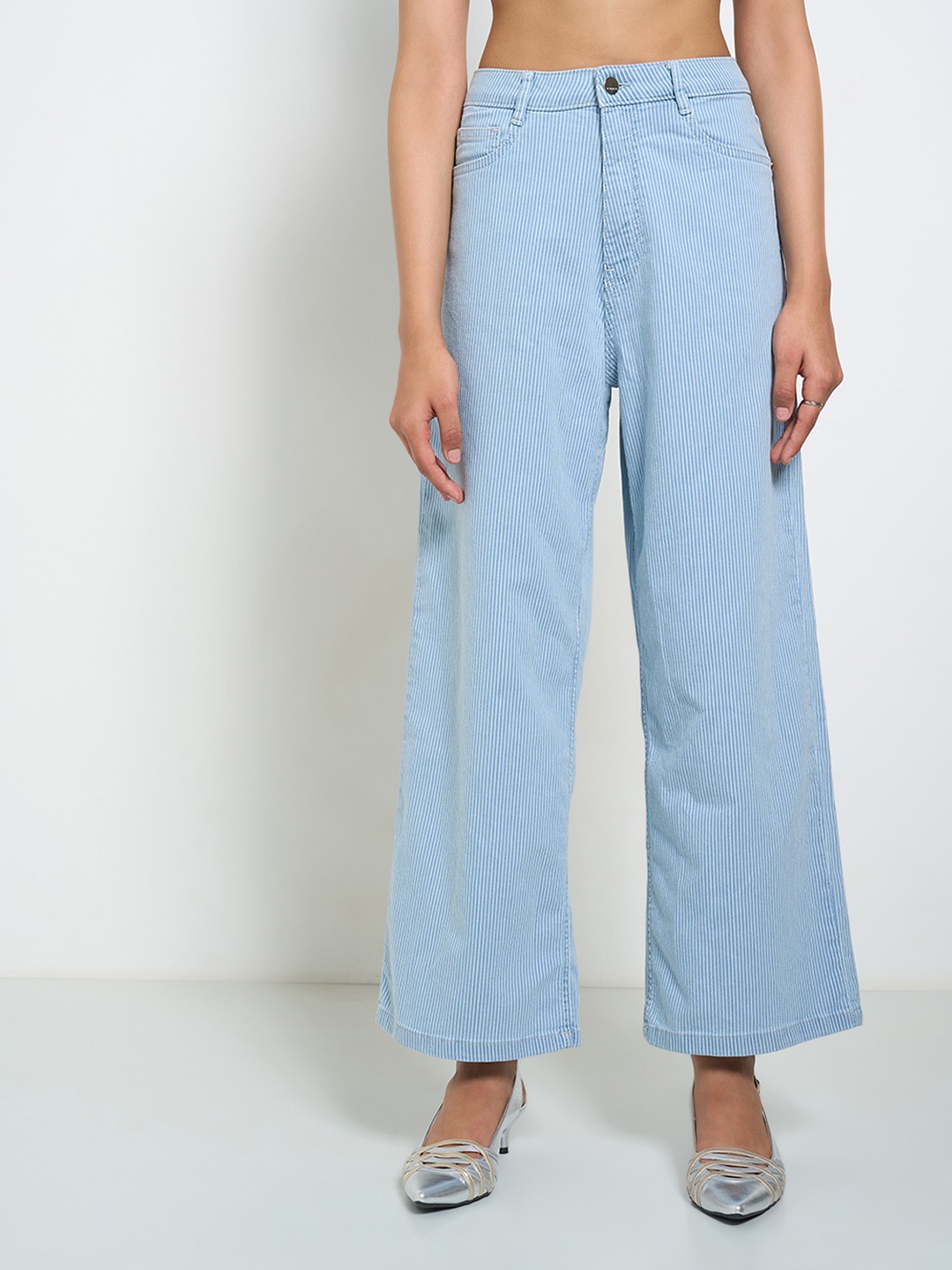 

SF JEANS by Pantaloons Women High-Rise Cotton Highly Distressed Jeans, Blue