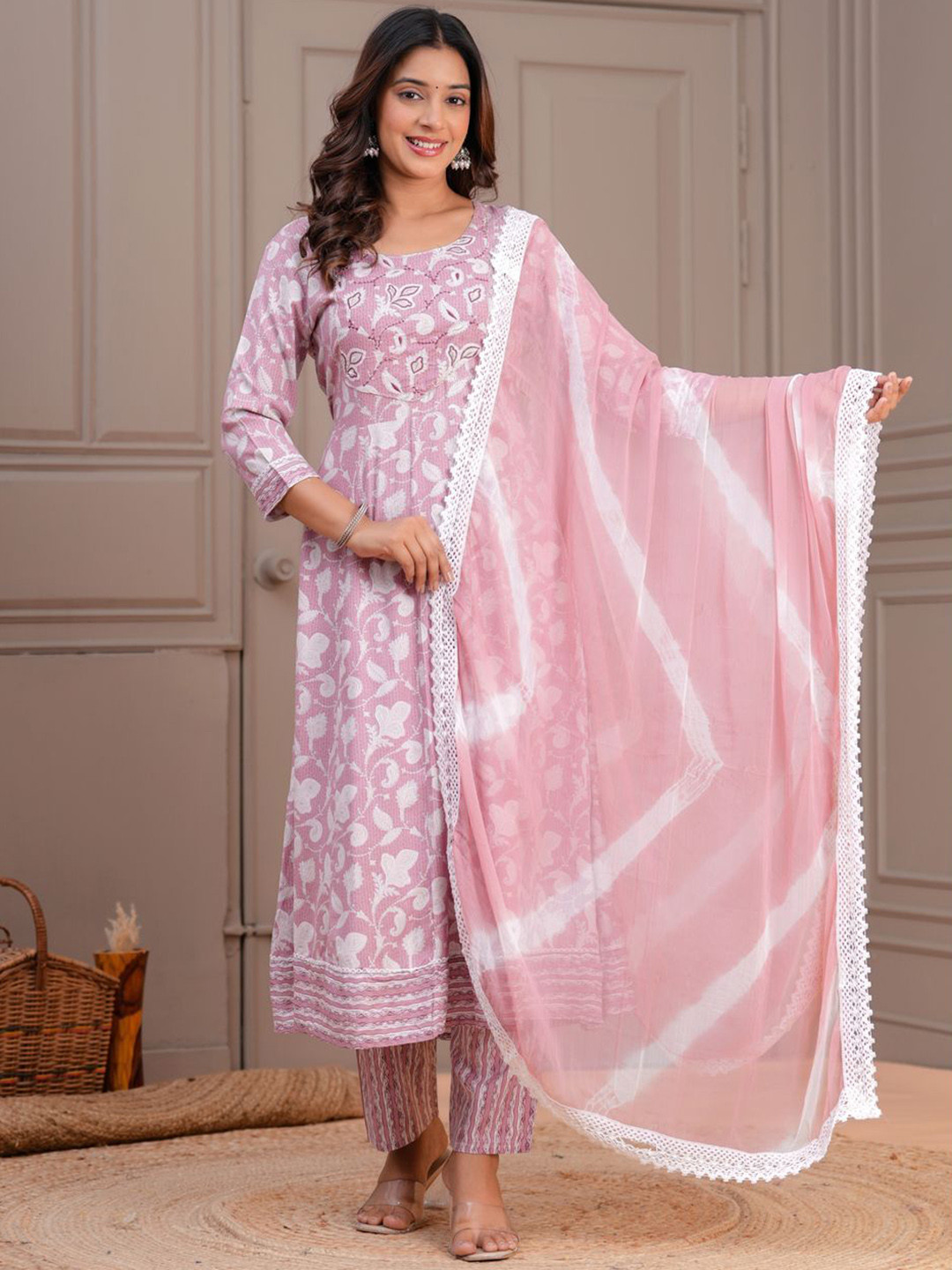

SINGNI Floral Printed Panelled A-Line Kurta With Trousers & Dupatta, Pink