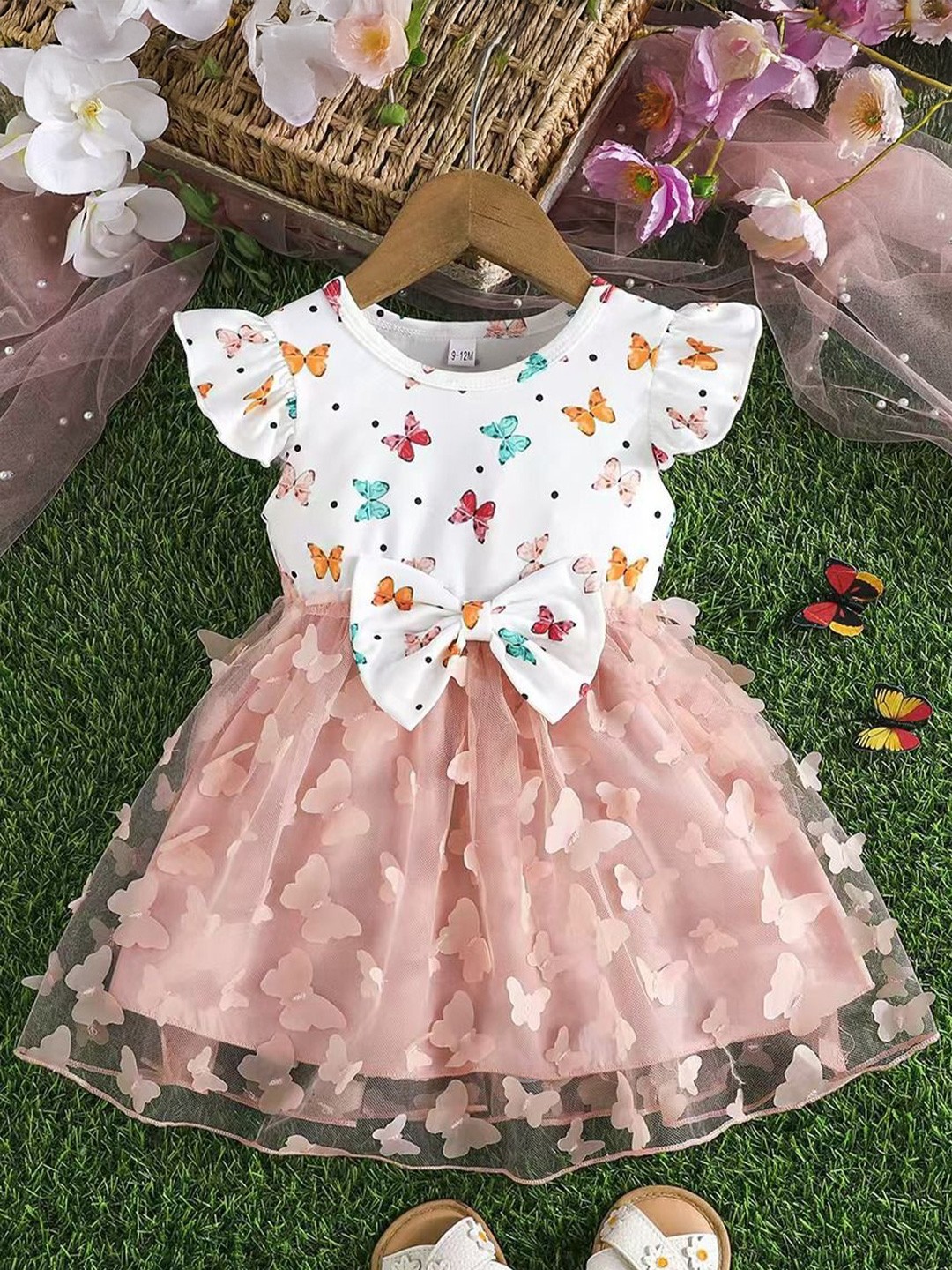 

Xsole Girls Printed Bow & Applique Detail Round Neck Fit and Flare Dress, White