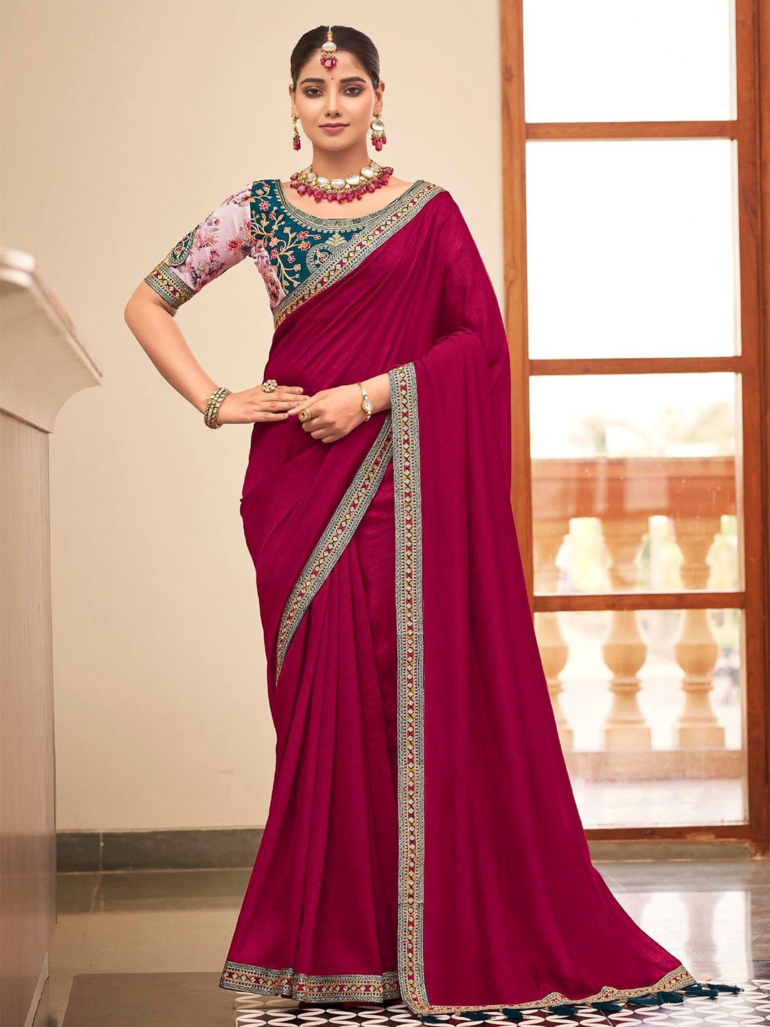 

MAHALASA Women Embroidered Border Saree, Pink