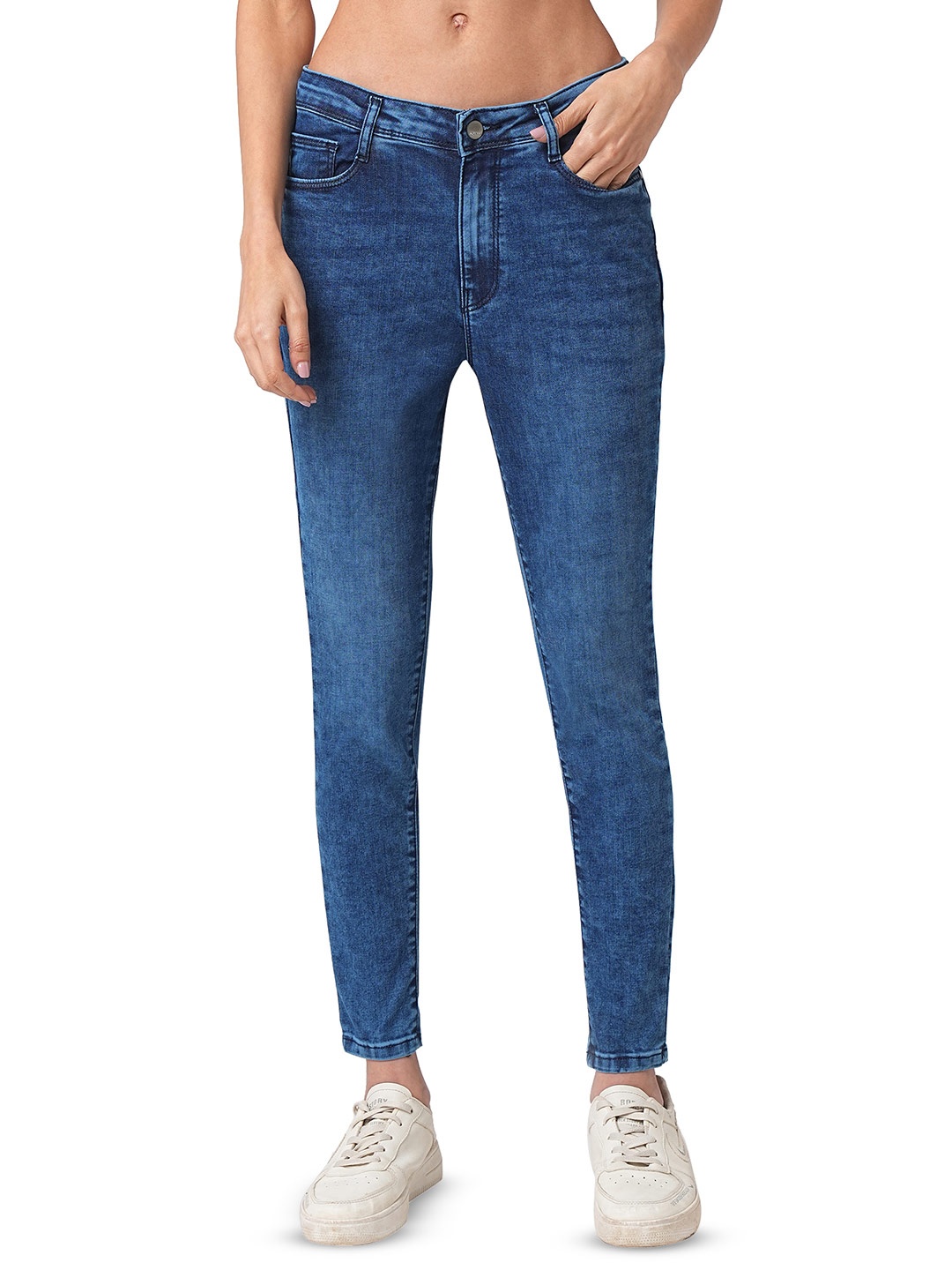 

Kraus Jeans Women Skinny Fit High-Rise Light Fade Jeans, Blue