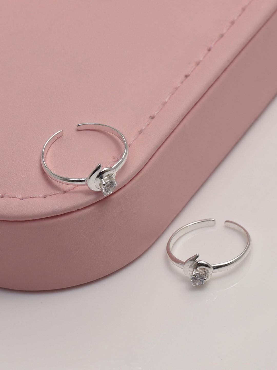 

LeCalla 925 Sterling Silver Silver-Plated Cubic Zirconia Forever Love Toe Rings