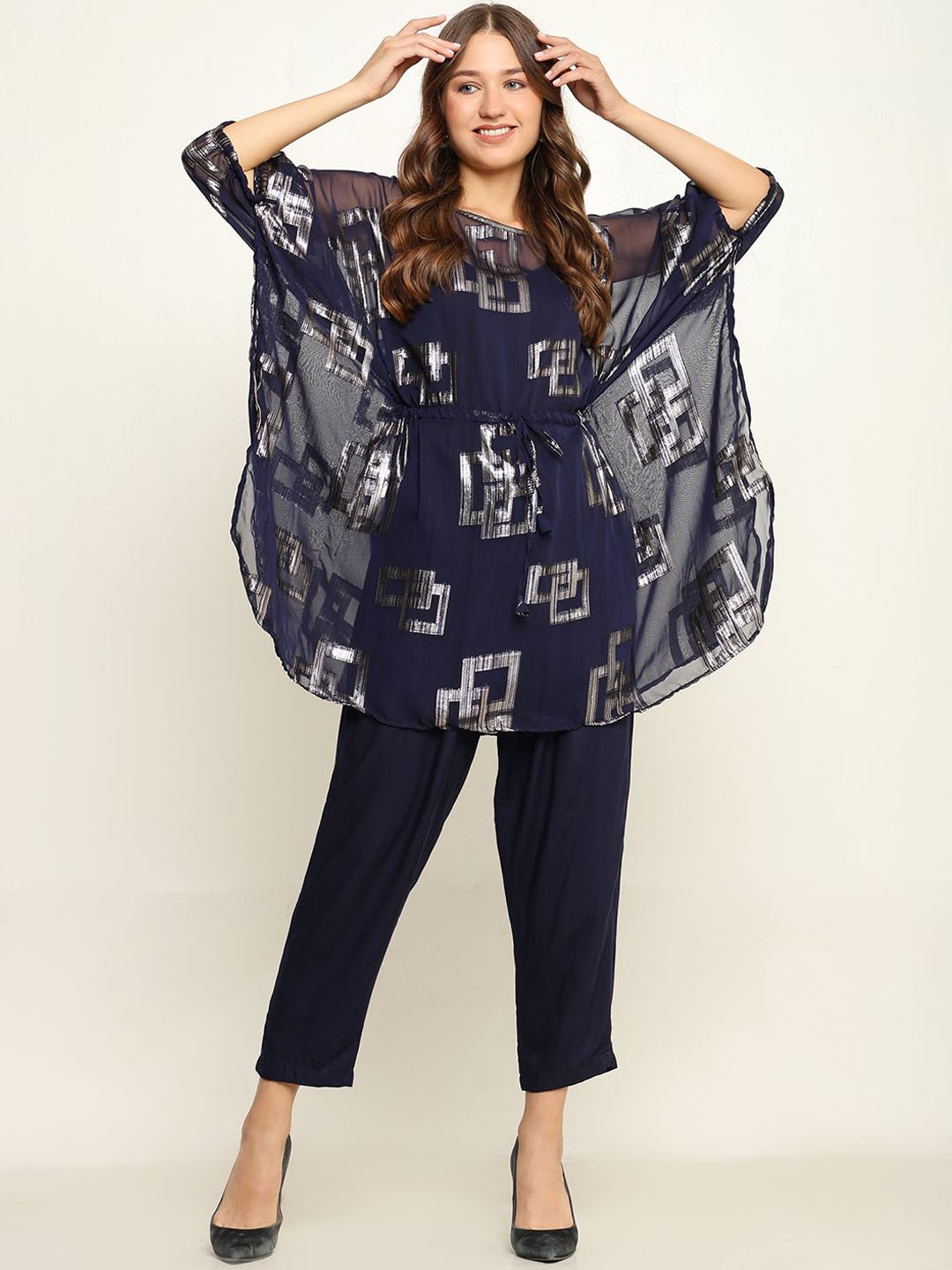 

CRAFTBAZAR Geometric Printed ROund Neck Tunic With Trousers, Navy blue