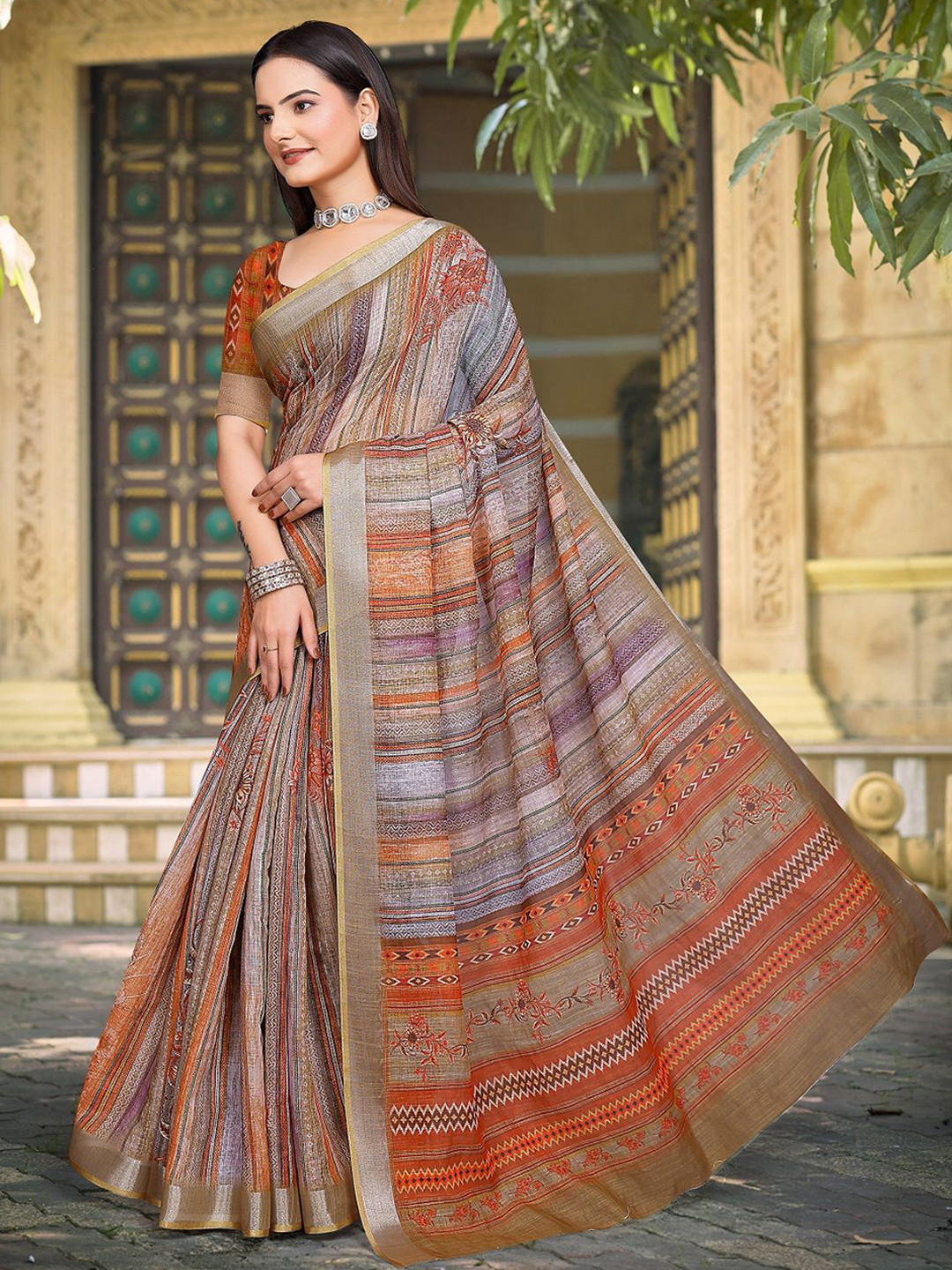 

Nimidiya Striped Zari Pure Cotton Saree, Grey