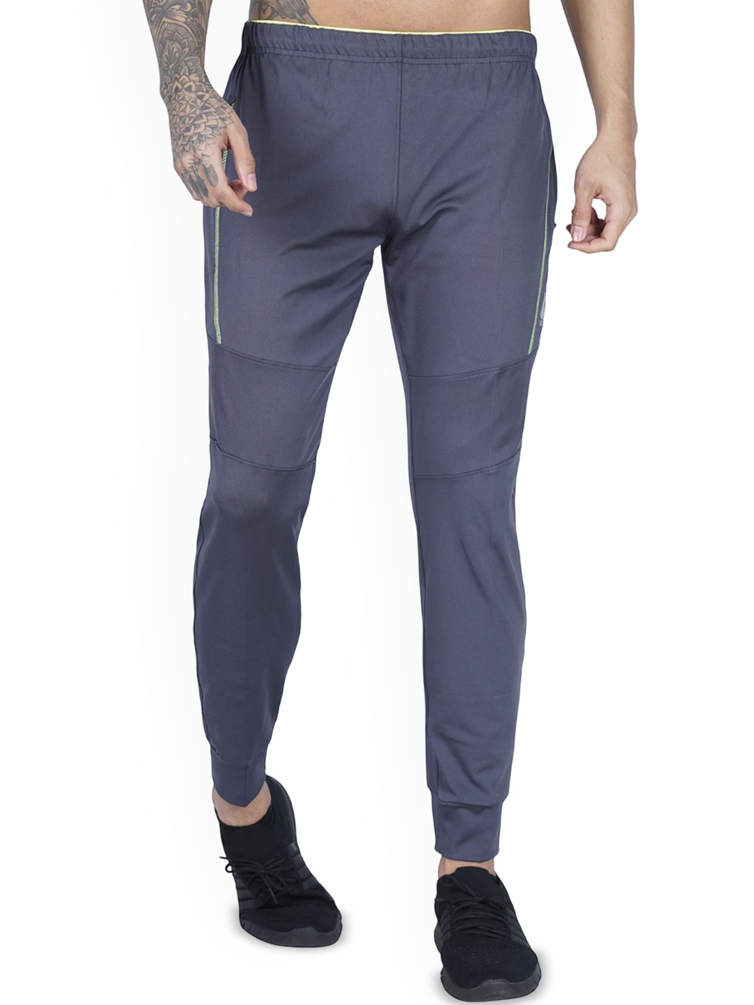 

GOTO Men Mid Rise Dry Fit Track Pants, Grey