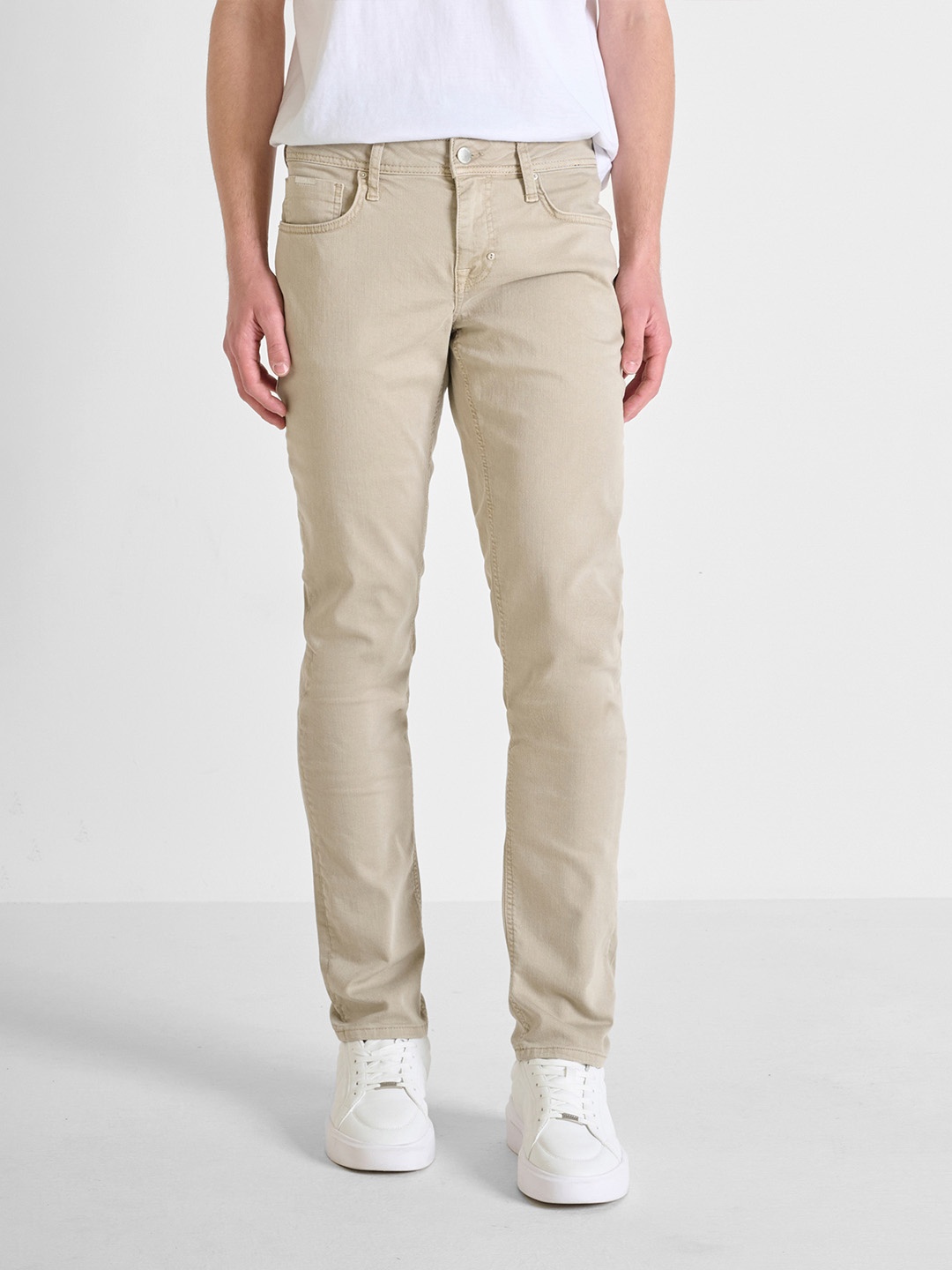 

Antony Morato Men Tapered Fit Jeans, Beige