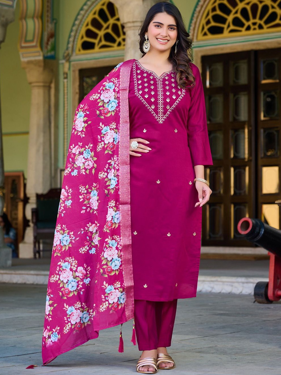 

BLACK SCISSOR Floral Embroidered Sequinned Raw Silk Straight Kurta with Trousers & Dupatta, Burgundy