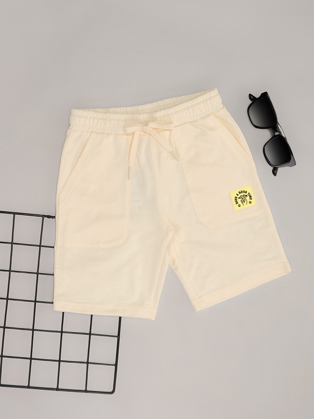 

Pantaloons Junior Boys Printed Shorts, Off white