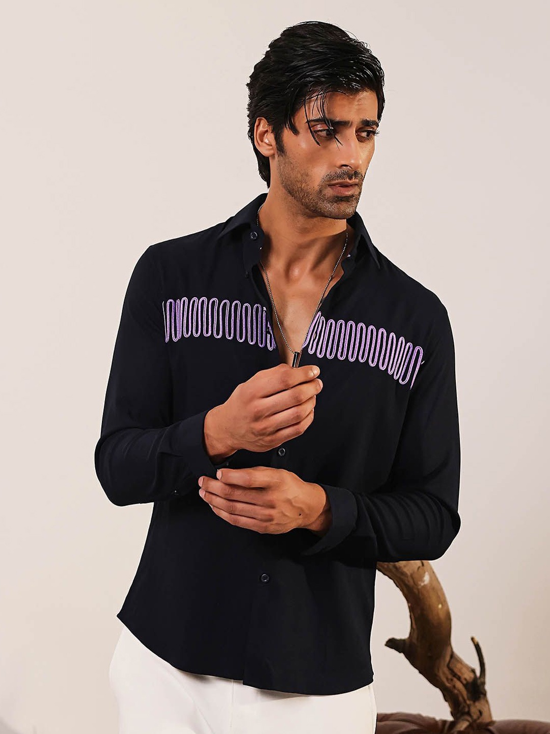 

ABKASA Men Classic Slim Fit Spread Collar Abstract Printed Casual Shirt, Black