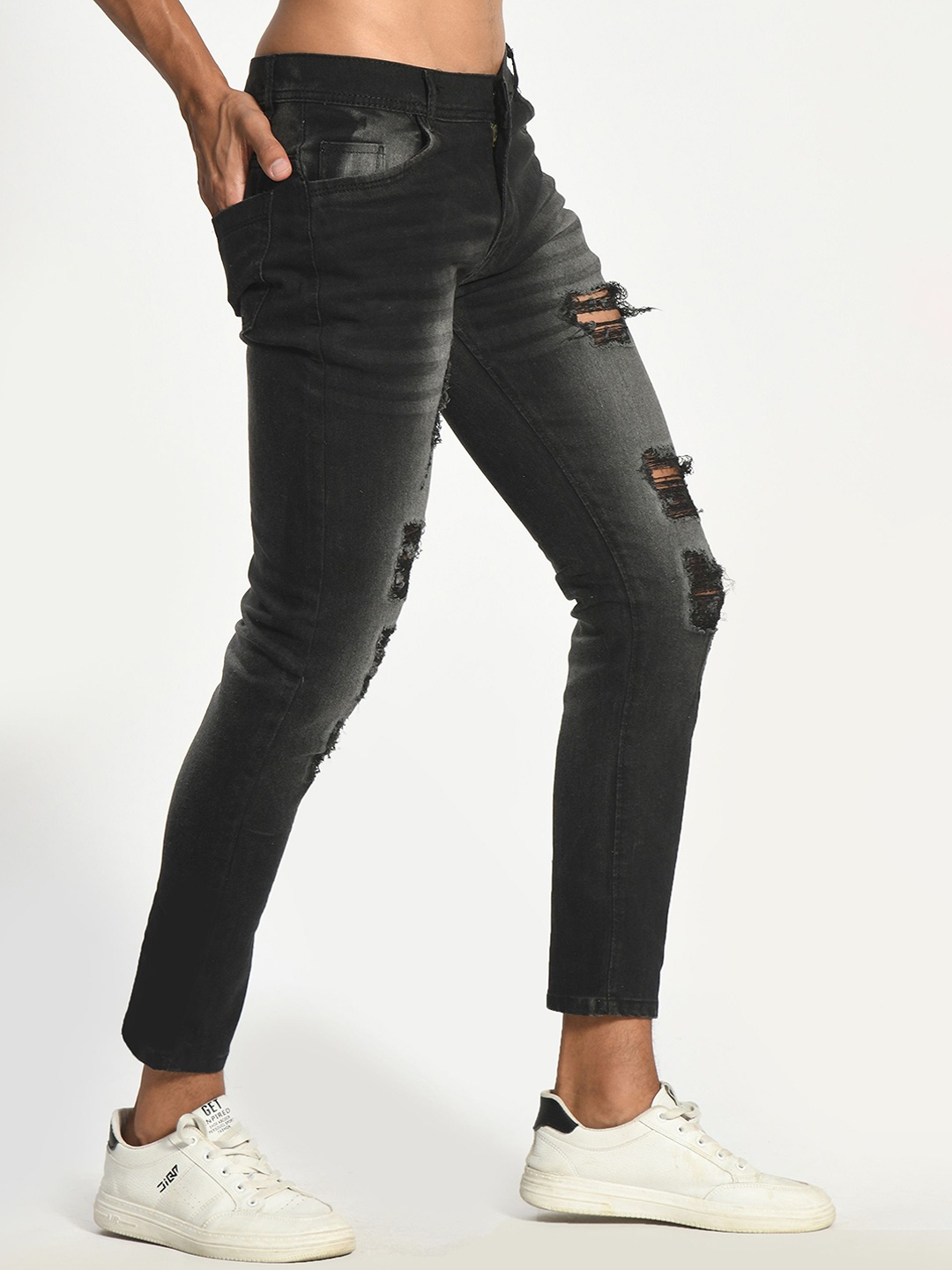

LINARIA Men Classic Slim Fit Mid-Rise Jeans, Grey