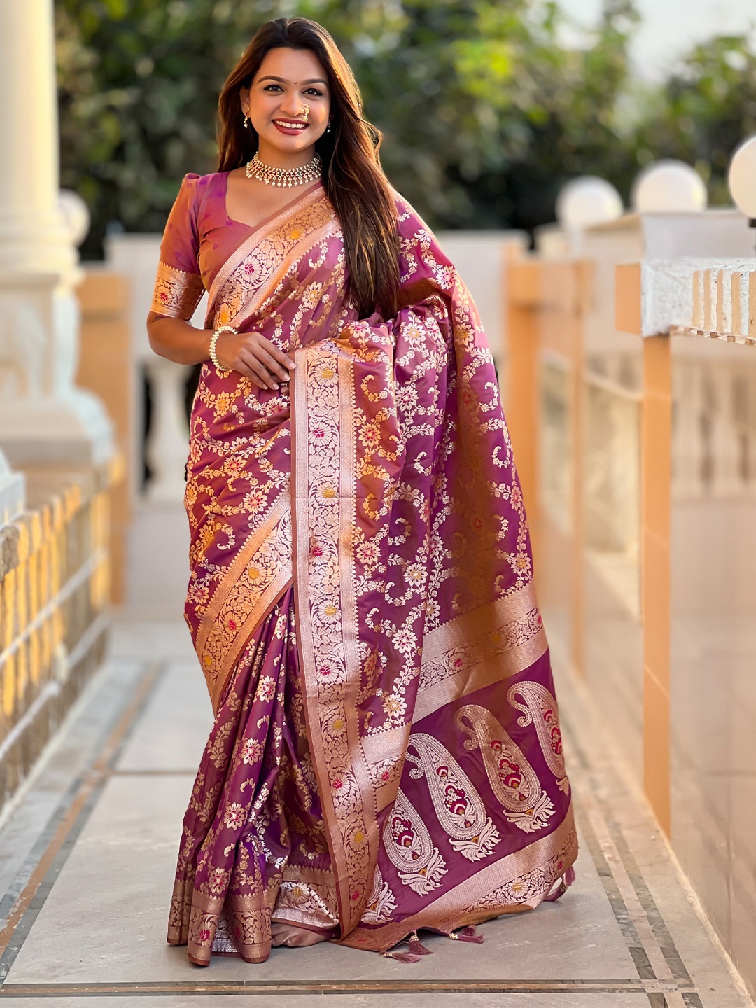 

VEECHIS Woven Design Banarasi Saree, Peach