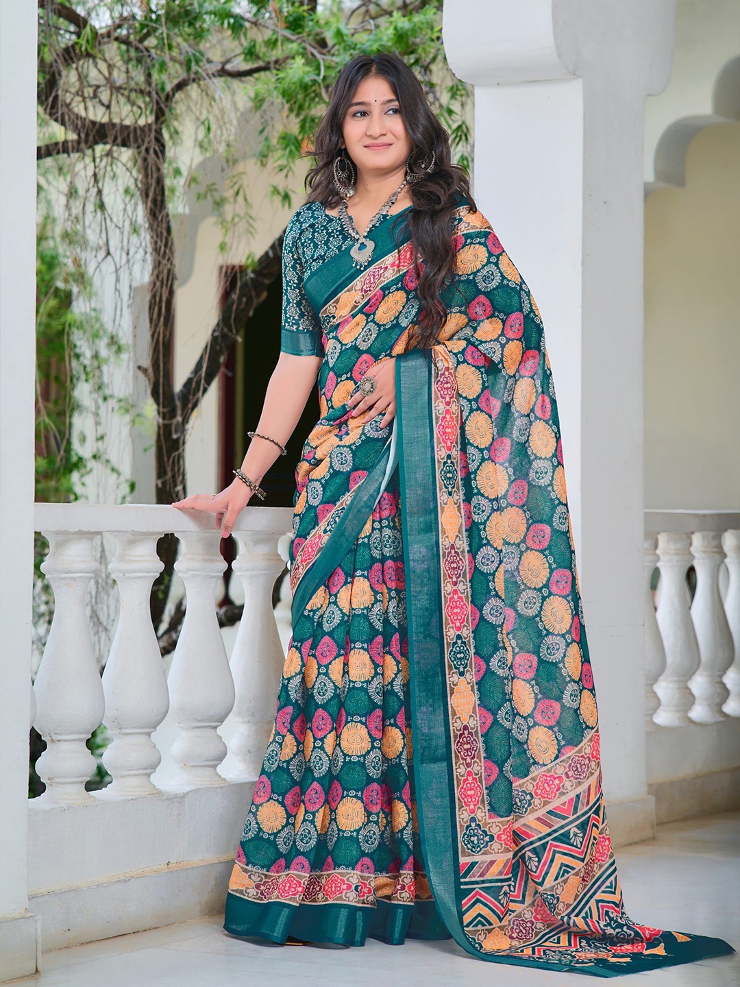 

Mitera Floral Printed Zari Pure Cotton Saree, Green