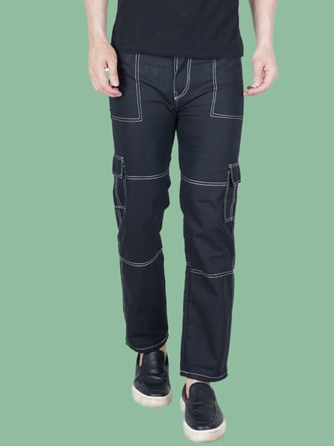 

LINARIA Men Classic Tapered Fit Low Distress Jeans, Black