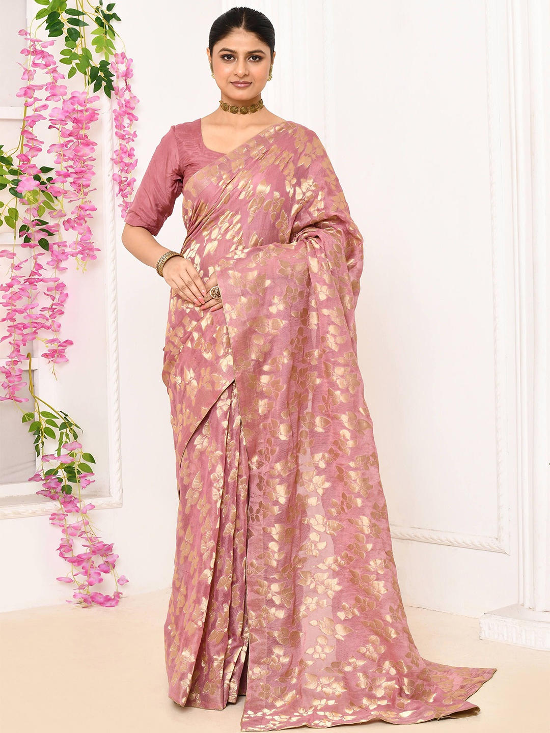 

THREAD SAGA Floral Printed Saree, Pink