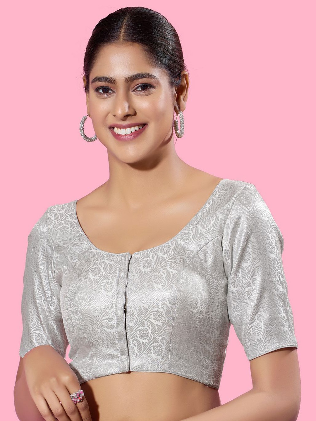 

VAMAS - THE DESIGNER BLOUSES Women Round Neck Padded Saree Blouse, Silver