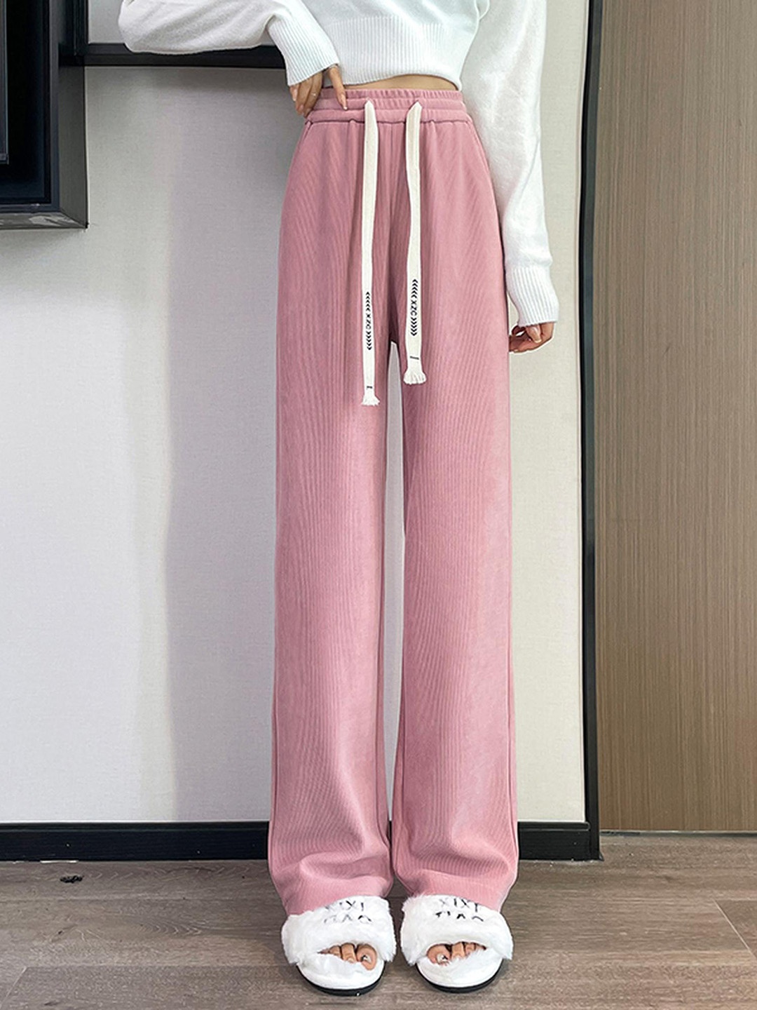 

Outzidr Women Mid-Rise Regular Fit Original Parallel Trousers, Pink