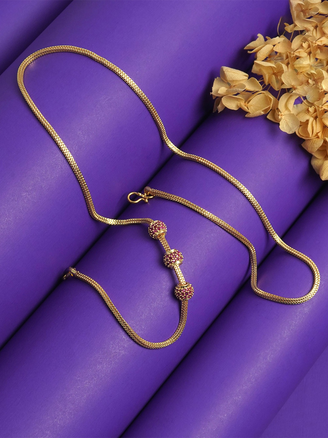

LAFORWORD Gold-Plated American Diamond Studded Mugapu Chain