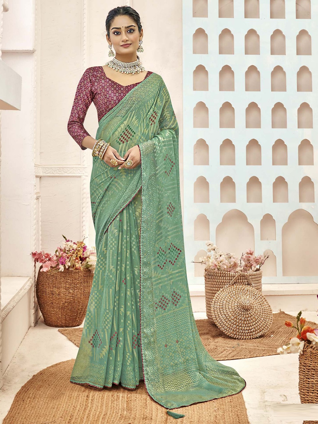 

MAHALASA Bandhani Printed Pure Chiffon Saree, Sea green