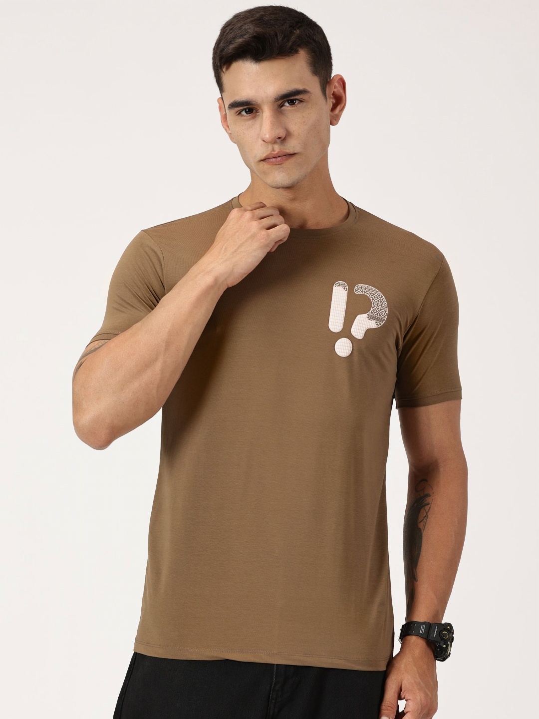 

RAVINIK Men Self Design Round Neck Cotton T-shirt, Brown
