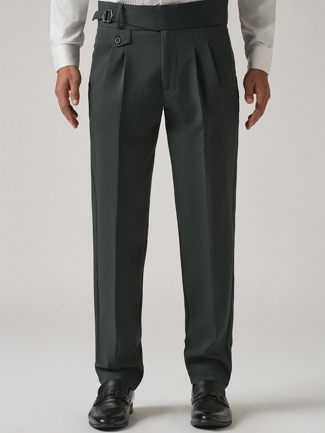 

Banana Club Men Smart Pleated Trousers, Green