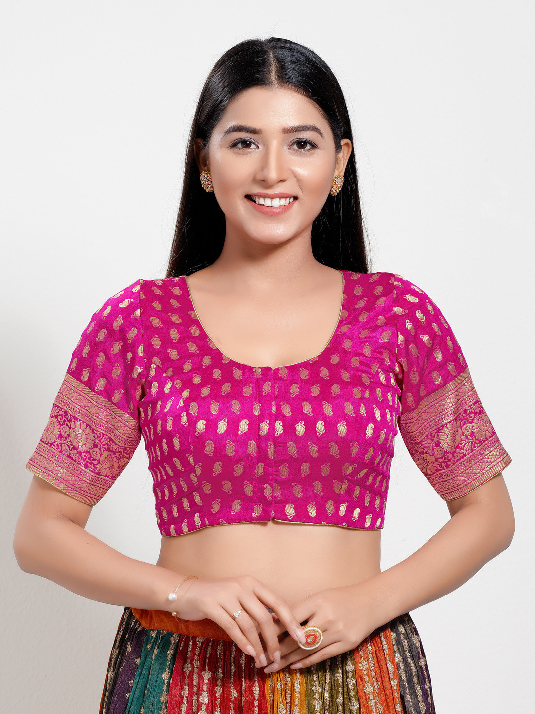 

VAMAS - THE DESIGNER BLOUSES Women Round Neck Padded Saree Blouse, Pink