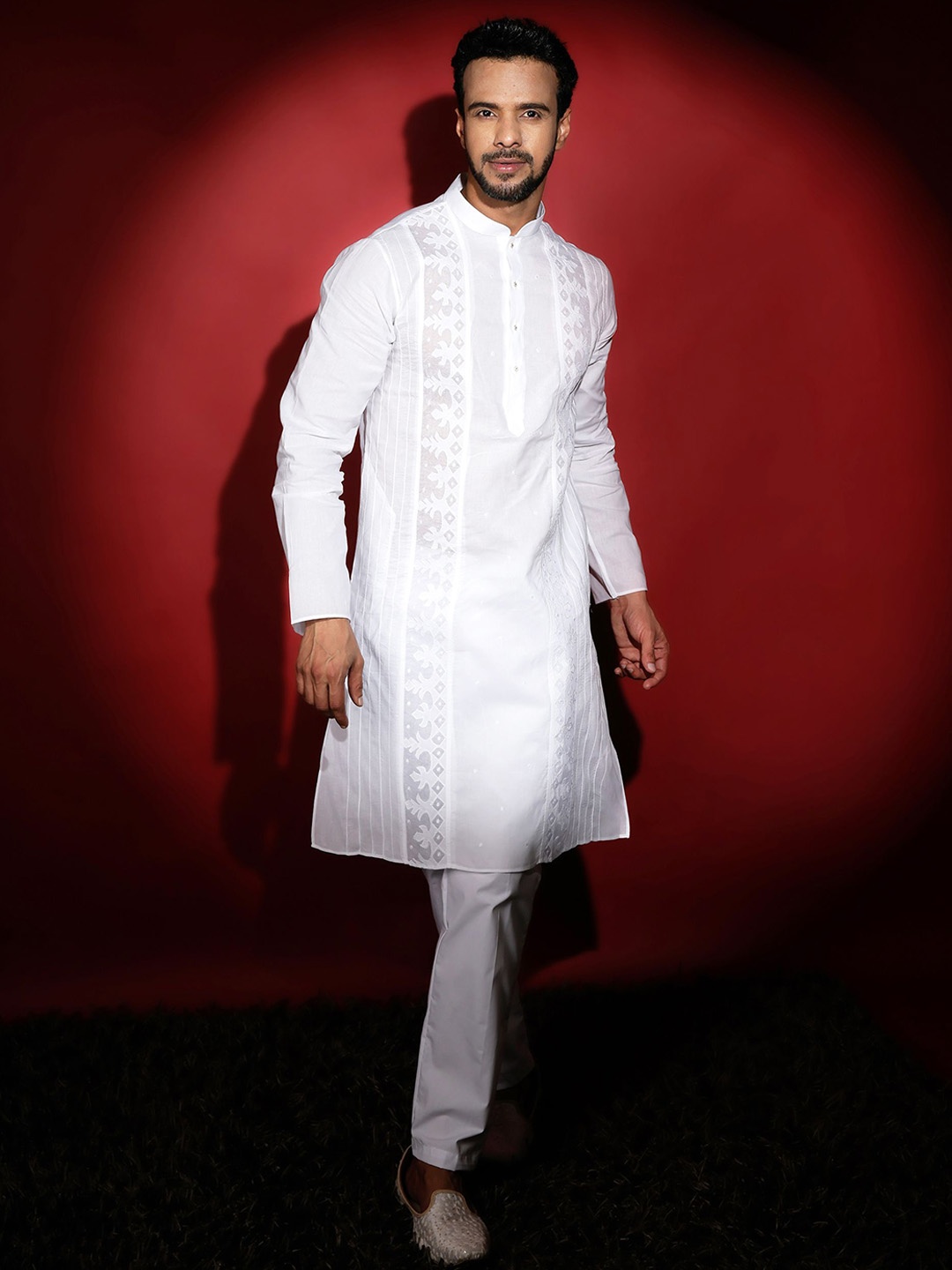 

KHAAS Ethnic Motifs Woven Design Mandarin Collar Thread Work Pure Cotton Straight Kurta, White
