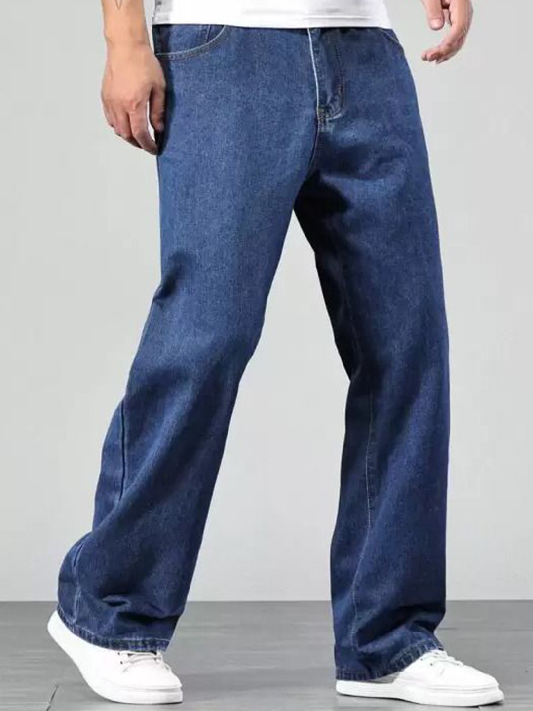

LINARIA Men Classic Relaxed Fit Mid-Rise Cotton Jeans, Blue