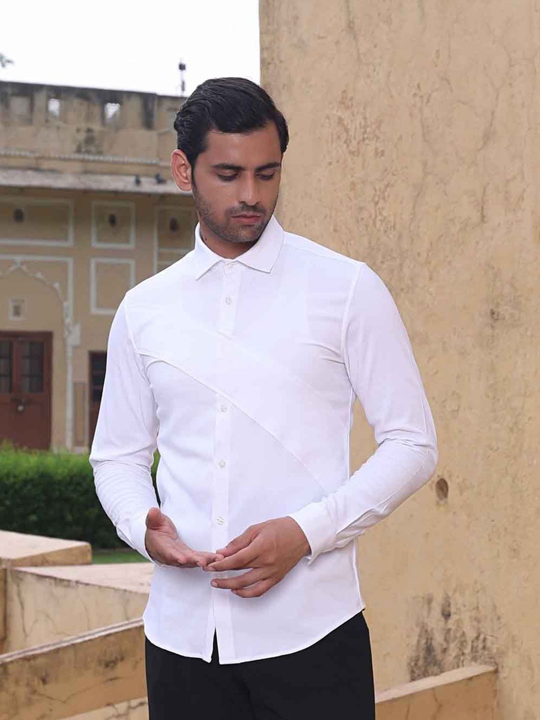 

ABKASA Men Solid Classic Slim Fit Casual Shirt, White