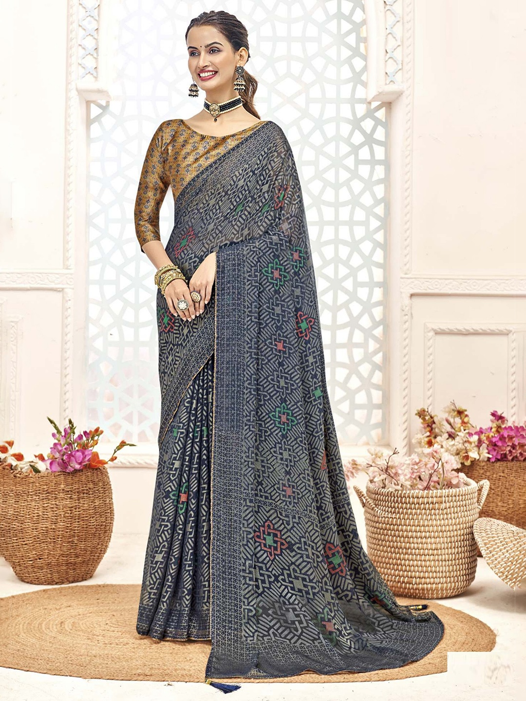 

MAHALASA Ethnic Motifs Printed Pure Chiffon Saree, Blue