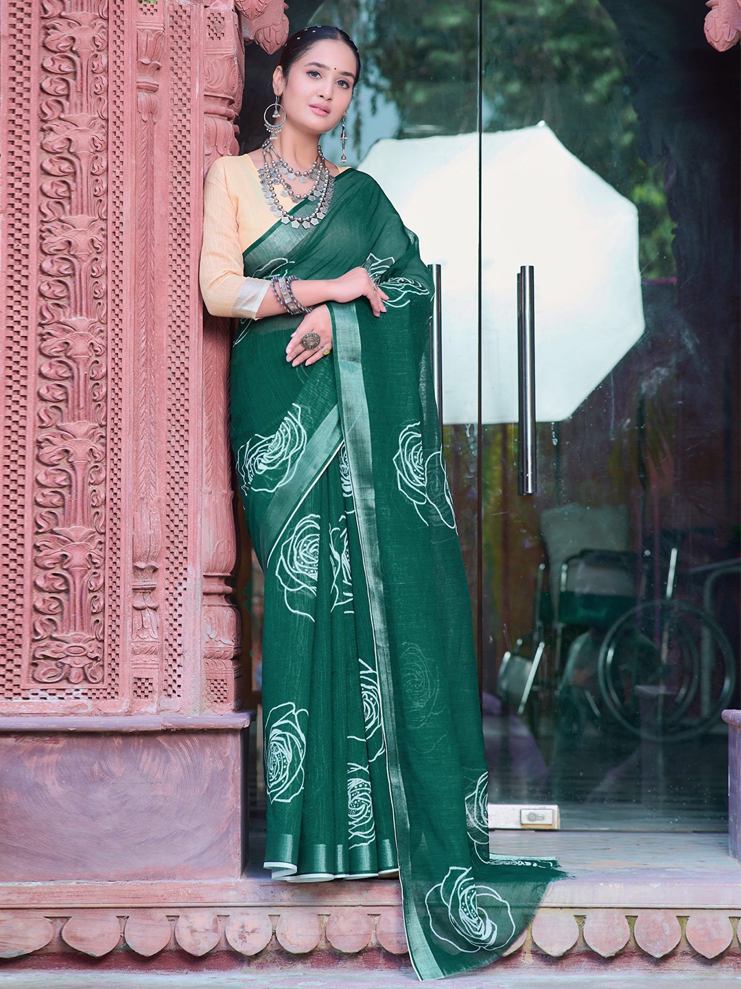 

Mitera Floral Zari Pure Cotton Saree, Green