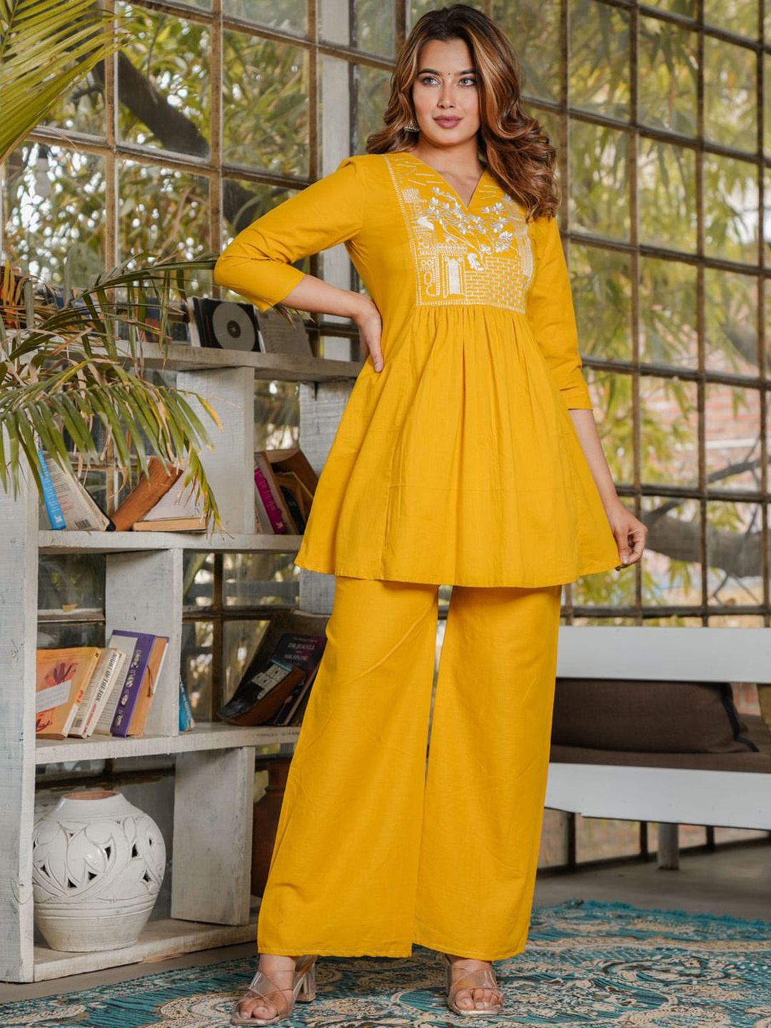 

SINGNI Embroidered V-Neck Pure Cotton Tunic With Trousers, Mustard