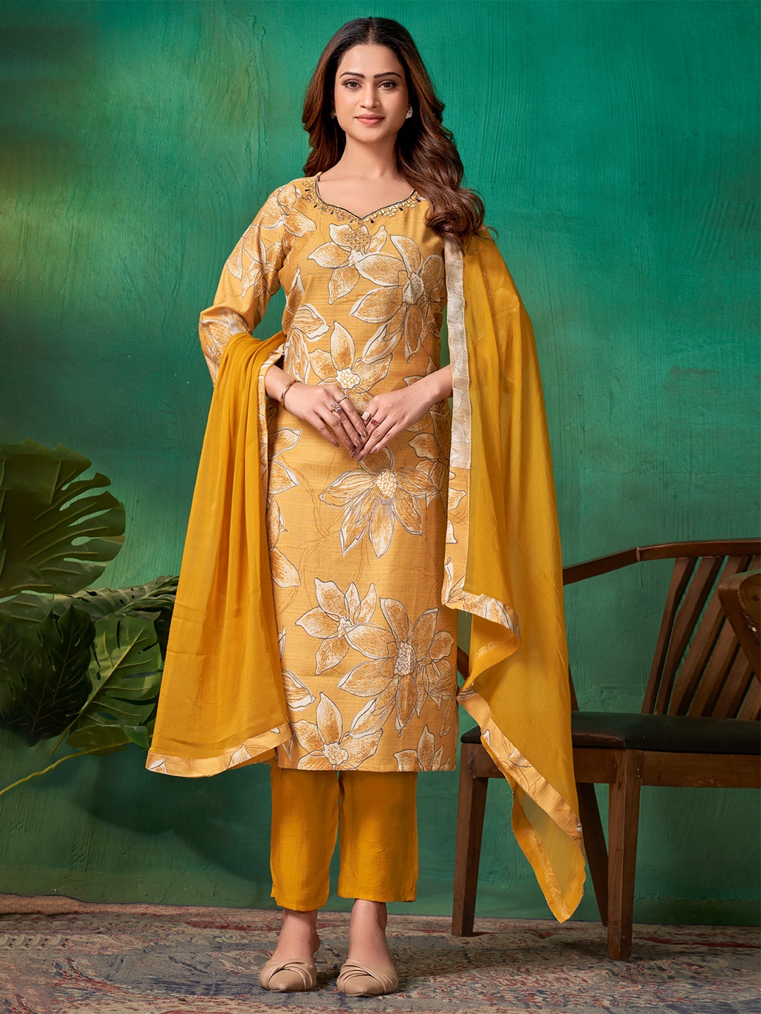 

Sangria Floral Printed Pure Cotton Straight Kurta With Trouser And Dupatta, Yellow