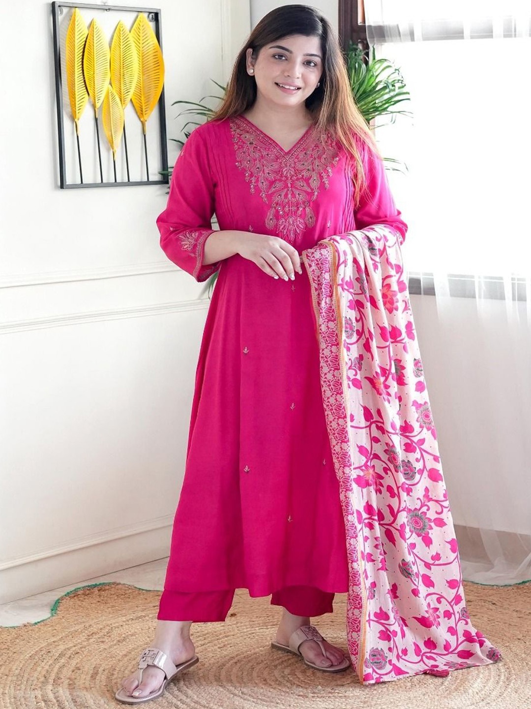 

BLACK SCISSOR Floral Yoke Design V-Neck Chanderi Silk A-Line Kurta With Trousers & Dupatta, Pink