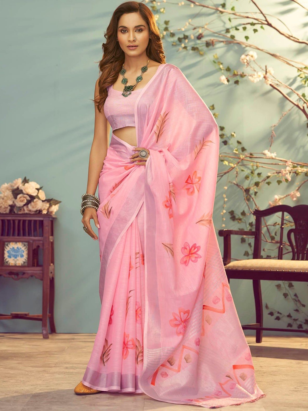 

Nimidiya Floral Zari Pure Cotton Saree, Pink